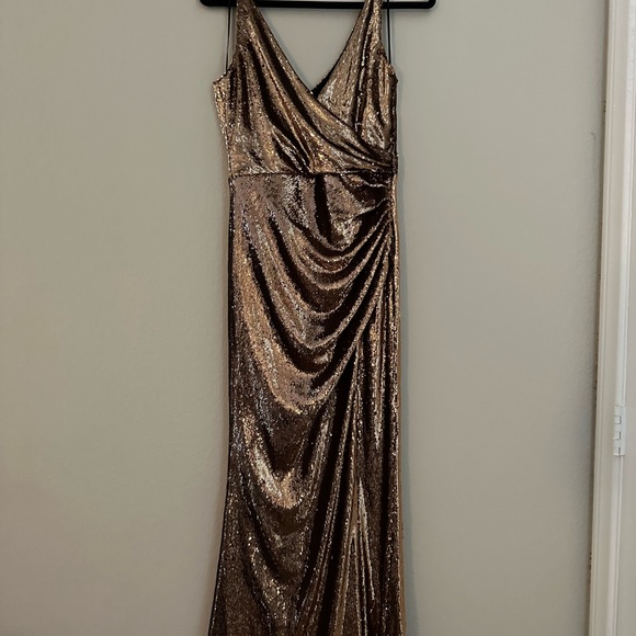 Dress the Population Gold Sequin Jordan dress - Picture 3 of 6